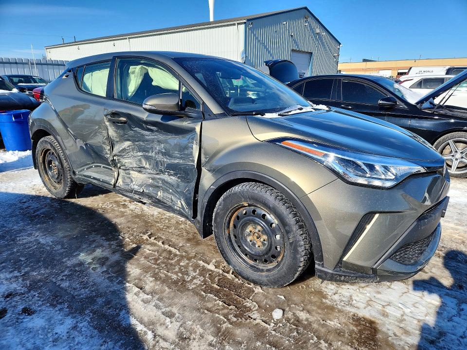 2021 Toyota C-hr VIN JTNKHMBX1M1128066 COPART salvage auction — SIDE, On - Permit Salvage, sold $9,000 on 2026-07-07 (photo 4)