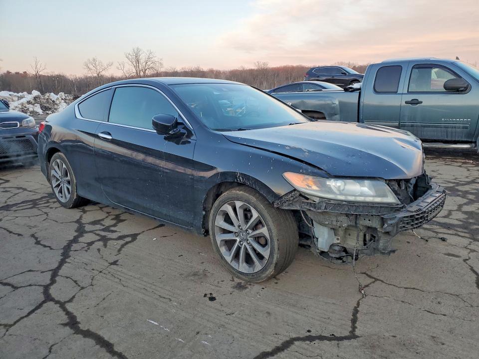 2014 Honda Accord VIN 1HGCT2B82EA001527 COPART salvage auction — FRONT END, ID - SALVAGE CERTIFICATE OF TITLE, sold $925 on 2026-07-02 (photo 5)