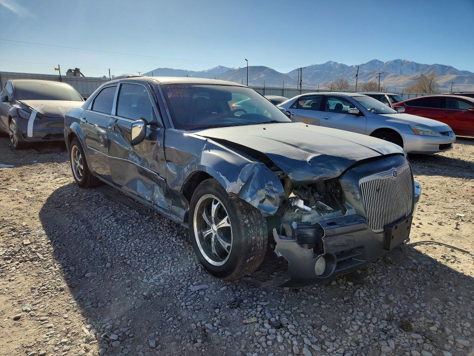 2005 Chrysler 300c VIN 2C3JA63H35H665892 COPART salvage auction — FRONT END, Ut - Salvage Certificate, sold $300 on 2026-07-17 (photo 4)