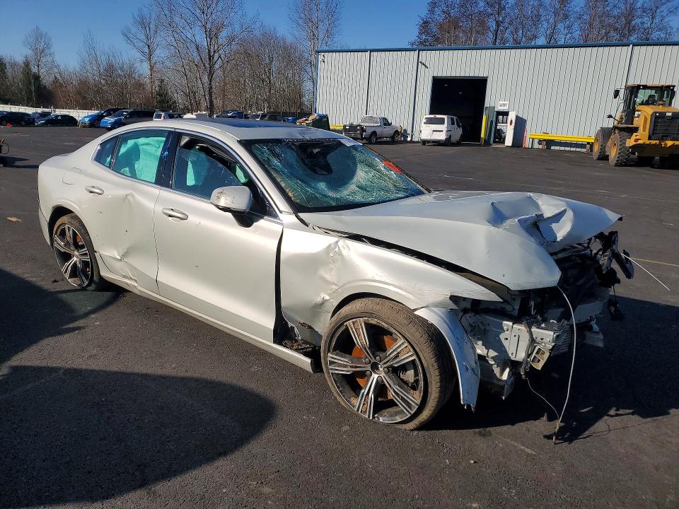 2019 Volvo S60 VIN 7JR102FL2KG016861 COPART salvage auction — FRONT END, Or - Certificate Of Title, sold $2,450 on 2026-07-22 (photo 4)