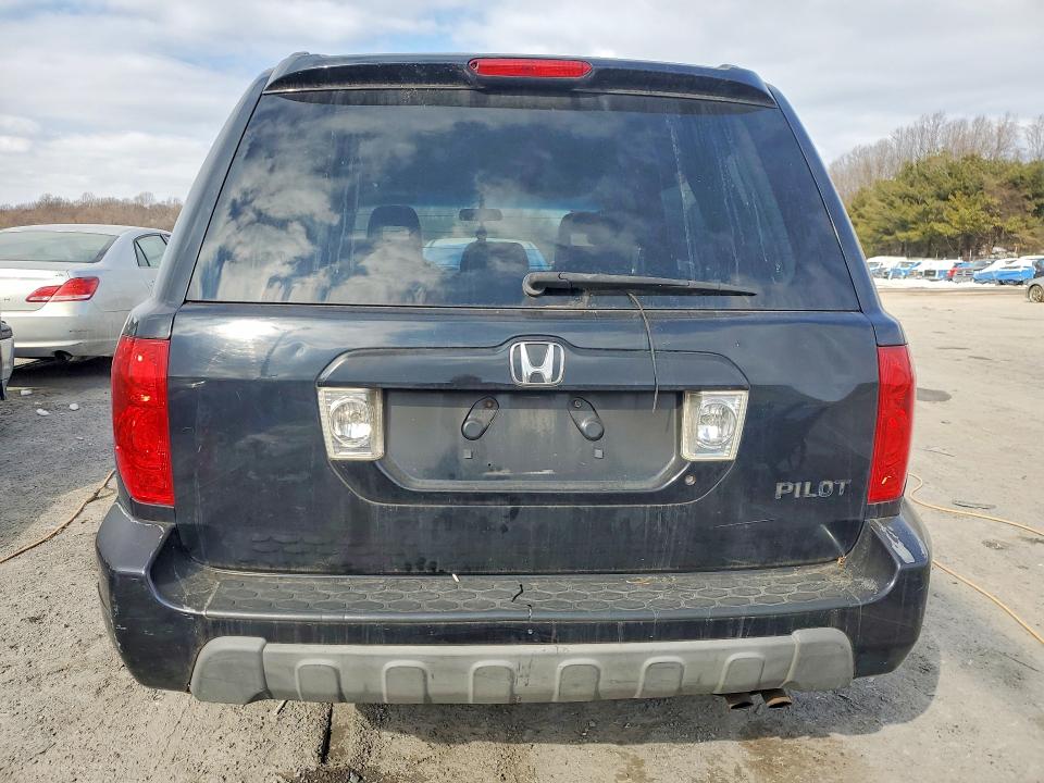 2003 Honda Pilot VIN 2HKYF18703H525351 COPART salvage auction — MINOR DENT/SCRATCHES, Pa - Cert Of Title, sold $750 on 2026-07-09 (photo 6)