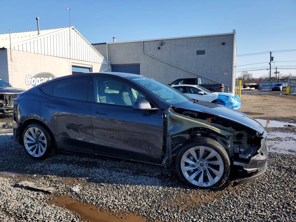 2026 Tesla Model y VIN 7SAYGDEE9TA410232 COPART salvage auction — FRONT END, Nj - Cert Of Title-Salvage, sold $23,200 on 2026-07-10 (photo 4)