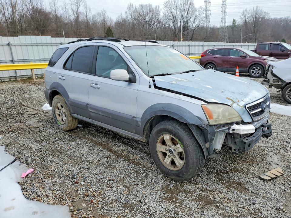 2005 Kia Sorento VIN KNDJC733755366476 COPART salvage auction — FRONT END, Tn - Salvage Certificate, sold $400 on 2026-07-14 (photo 4)