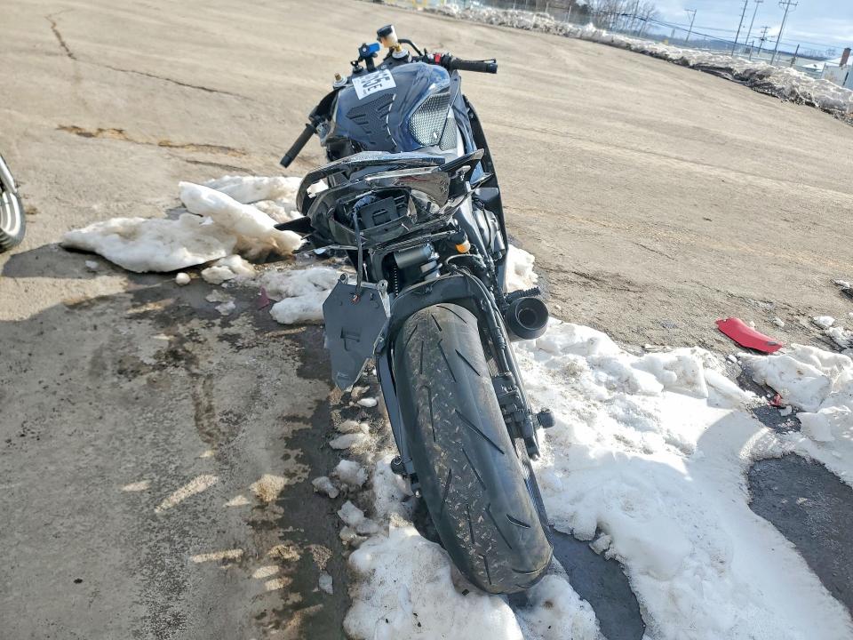 2011 Yamaha Yzfr6 VIN JYARJ16E8BA021572 COPART salvage auction — FRONT END, Pa - Certificate Of Salvage, sold $1,100 on 2026-07-30 (photo 4)