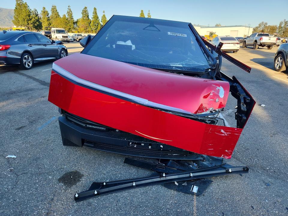 2025 Tesla Cybertruck VIN 7G2CEHEE2SA071779 COPART salvage auction — FRONT END, Other, sold $27,000 on 2026-07-16 (photo 5)