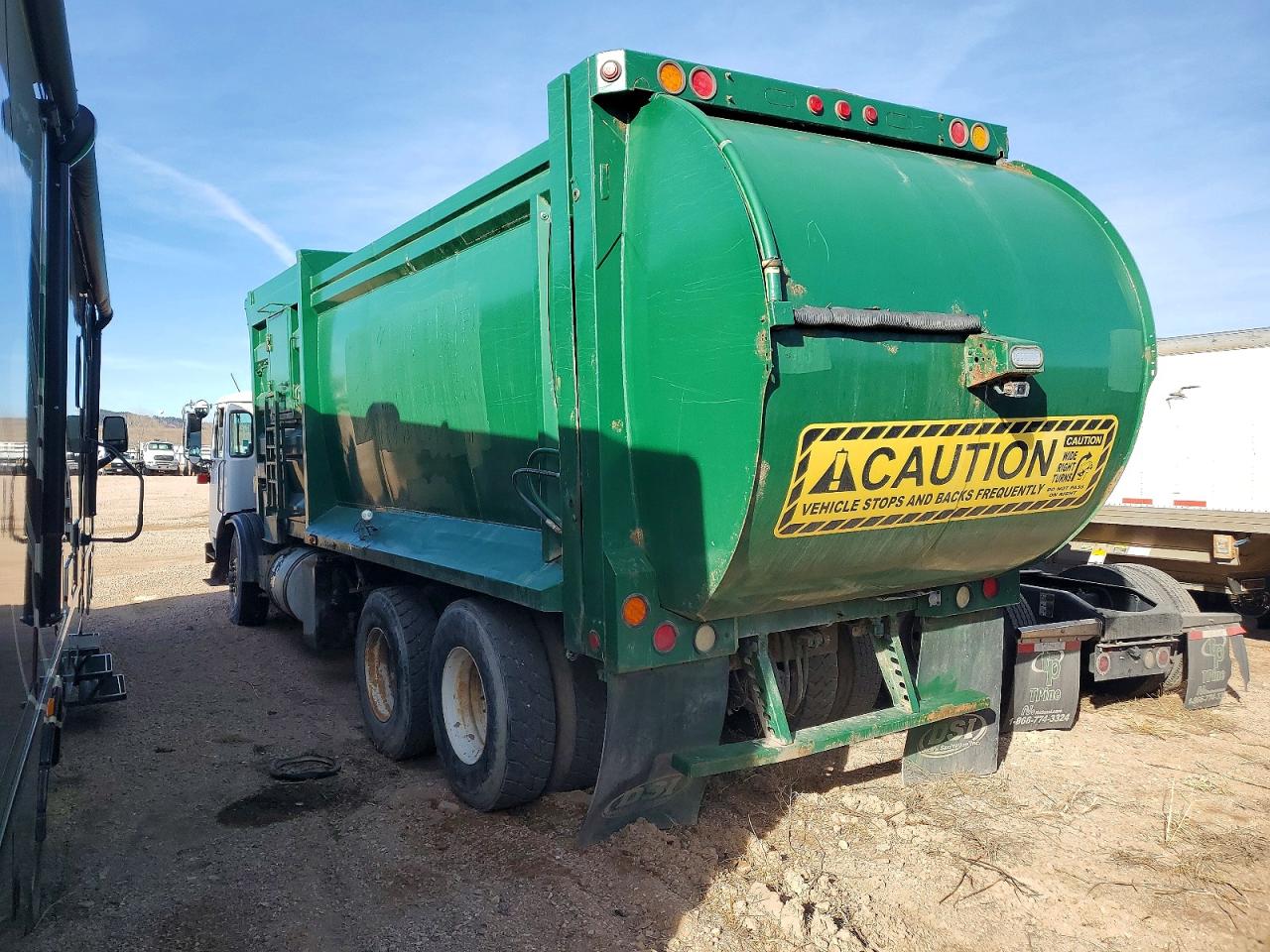 2011 Autocar llc VIN 5VCACRKF4BH211744 COPART salvage auction — Minor Dent/Scratches, FL - CERTIFICATE OF DESTRUCTION, sold $100 on 2026-09-08 (photo 3)