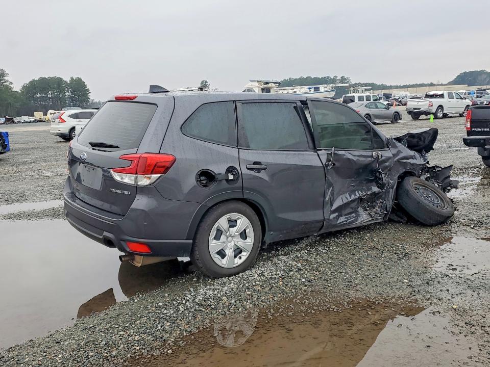 2024 Subaru Forester VIN JF2SKAAC4RH475121 COPART salvage auction — FRONT END, Nc - Salvage Certificate Of Title, sold $1,850 on 2026-07-13 (photo 3)