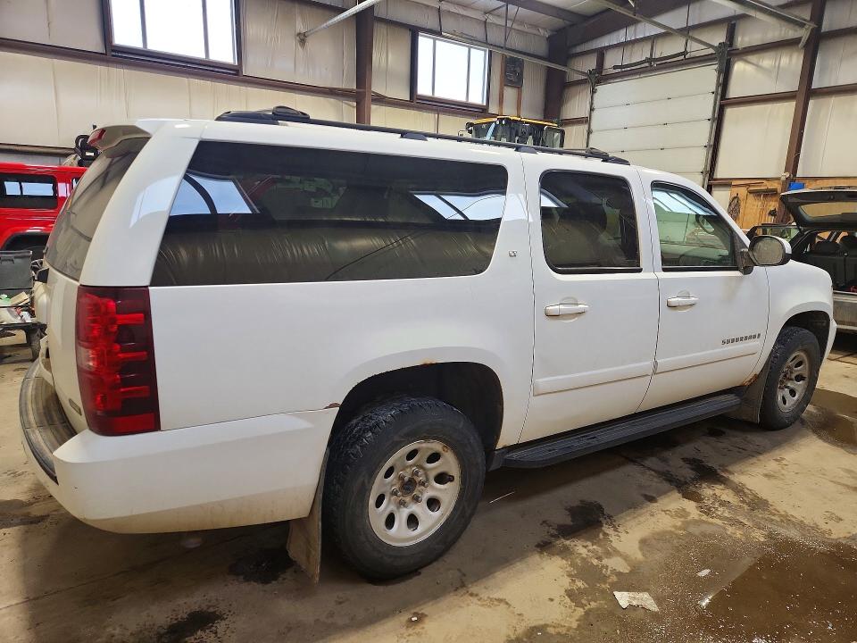 2007 Chevrolet Suburban VIN 3GNFK16387G315010 COPART salvage auction — REAR END, Ab - Bos - Salvage, sold $650 on 2026-07-09 (photo 3)