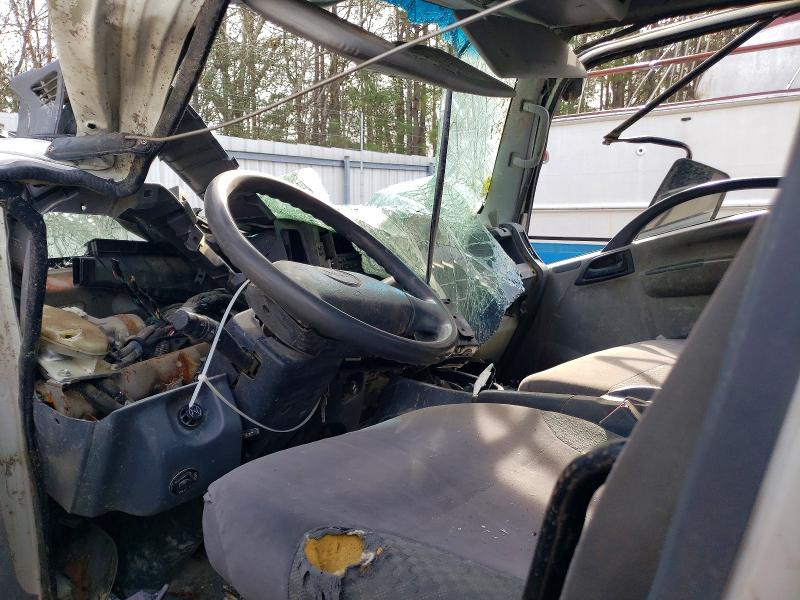 2011 Isuzu Npr VIN JALC4W160B7001777 COPART salvage auction — ROLLOVER, Va - Cert Of Title - Salvage, sold $300 on 2026-07-20 (photo 8)