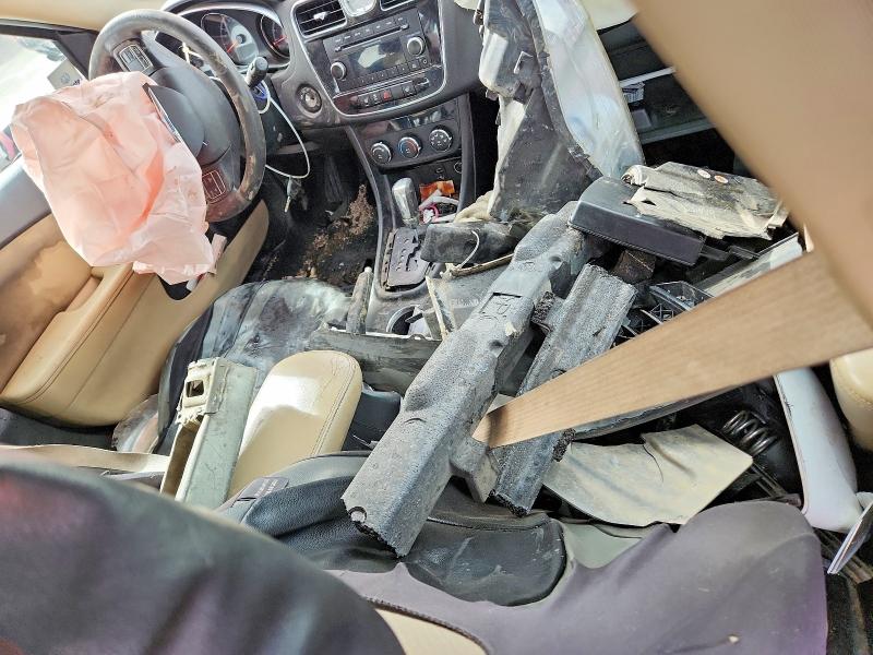 2013 Chrysler 200 VIN 1C3CCBAG2DN721896 COPART salvage auction — SIDE, Tx - Salvage Vehicle Title, sold $275 on 2026-07-22 (photo 8)