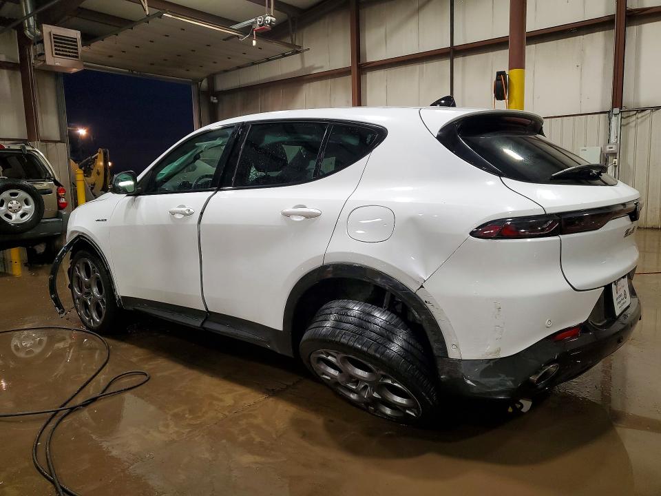 2024 Alfa romeo Tonale VIN ZASPATDW5R3035872 COPART salvage auction — FRONT END, Nj - Cert Of Title-Salvage, sold $725 on 2026-07-28 (photo 2)