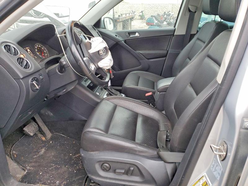 2017 Volkswagen Tiguan VIN WVGSV7AX8HK011127 COPART salvage auction — FRONT END, Id - Salvage Certificate Of Title, sold $975 on 2026-07-06 (photo 7)
