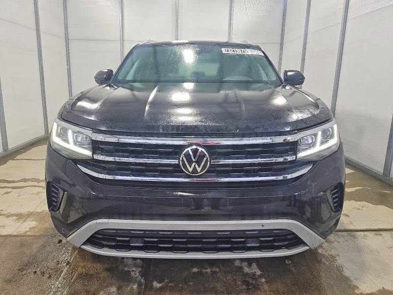 2021 Volkswagen Atlas cross sport VIN 1V2EE2CA0MC219101 COPART salvage auction — WATER/FLOOD, VA - CERT OF TITLE-SALVAGE WATER, sold $2,600 on 2026-07-28 (photo 5)