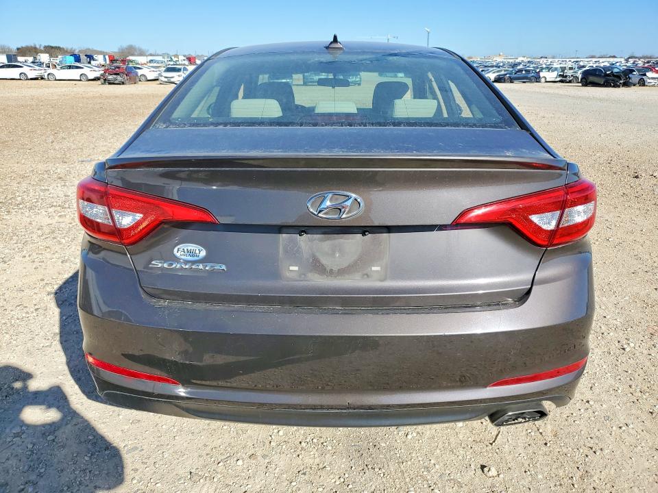 2015 Hyundai Sonata VIN 5NPE24AFXFH144466 COPART salvage auction — VANDALISM, Tx - Salvage Vehicle Title, sold $900 on 2026-07-02 (photo 6)