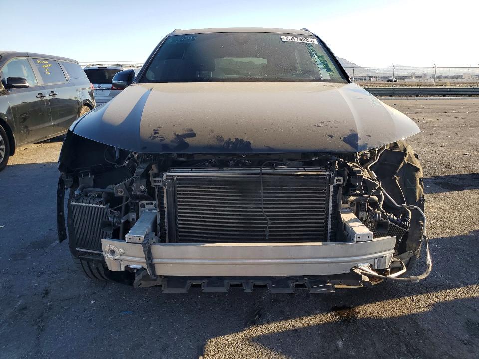 2019 Audi Q7 VIN WA1VAAF70KD003886 COPART salvage auction — FRONT END, Nv - Salvage Title, sold $9,600 on 2026-07-22 (photo 5)