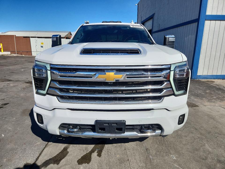 2024 Chevrolet Silverado 3500 VIN 1GC4YVEY7RF199256 COPART salvage auction — Minor Dent/Scratches, Salvage Title, sold $49,250 on 2026-03-02 (photo 5)