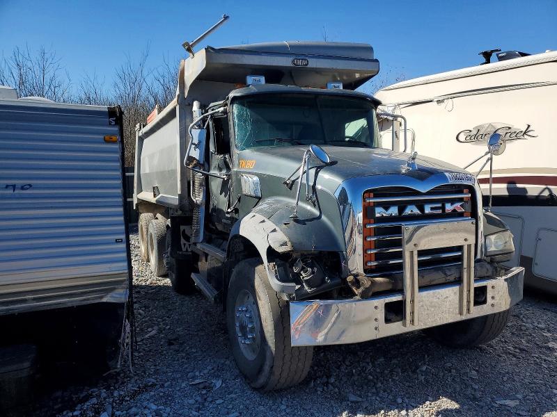 2015 Mack 700 gu700 VIN 1M2AX07C6FM024929 — COPART salvage auction photo