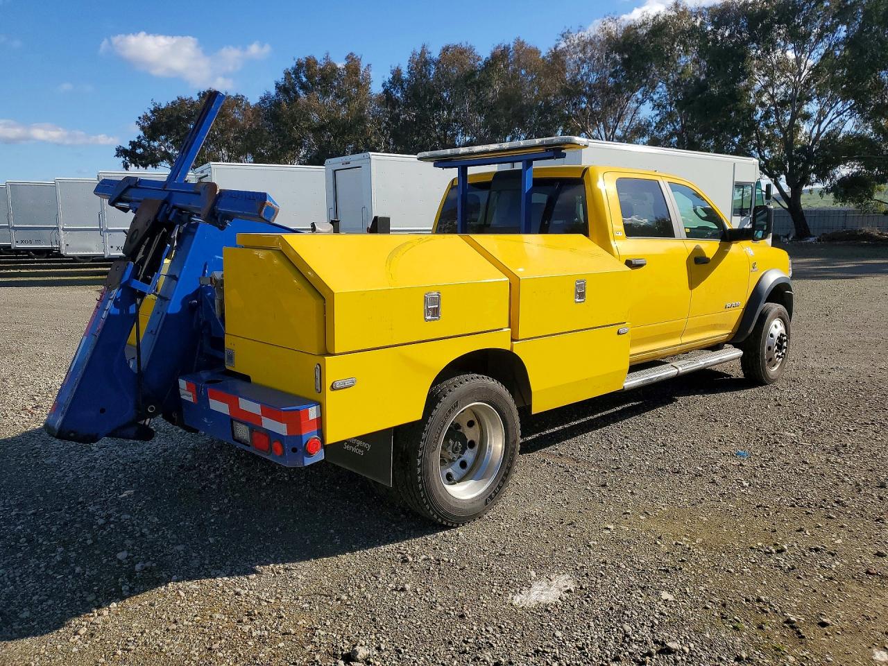 2021 Ram 5500 VIN 3C7WRMEL3MG625507 COPART salvage auction — Minor Dent/Scratches, CA - DIS/DLR/EXP ONLY CLEAN TITLE (P), sold $32,500 on 2026-03-19 (photo 3)