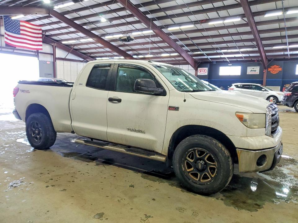 2010 Toyota Tundra VIN 5TFUY5F12AX133908 COPART salvage auction — REAR END, In - Certificate Of Title, sold $5,000 on 2026-07-30 (photo 4)
