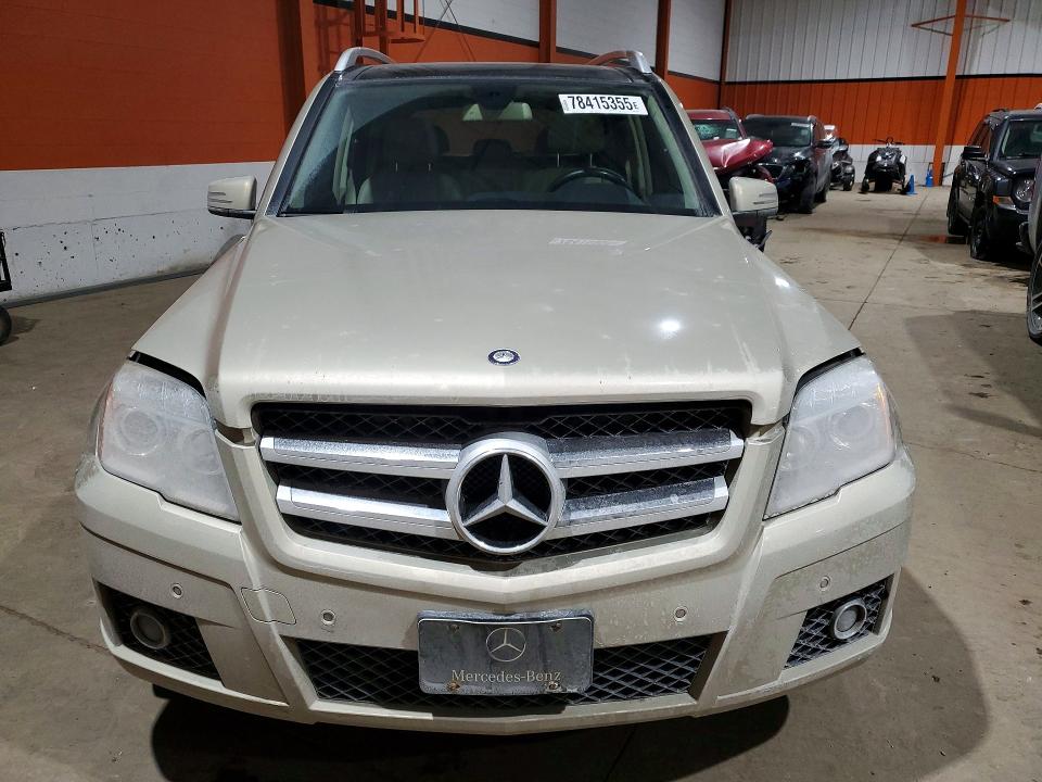 2011 Mercedes-benz Glk-class VIN WDCGG8HBXBF628057 COPART salvage auction — REAR END, AB - BOS - SALVAGE, sold $275 on 2026-07-21 (photo 5)