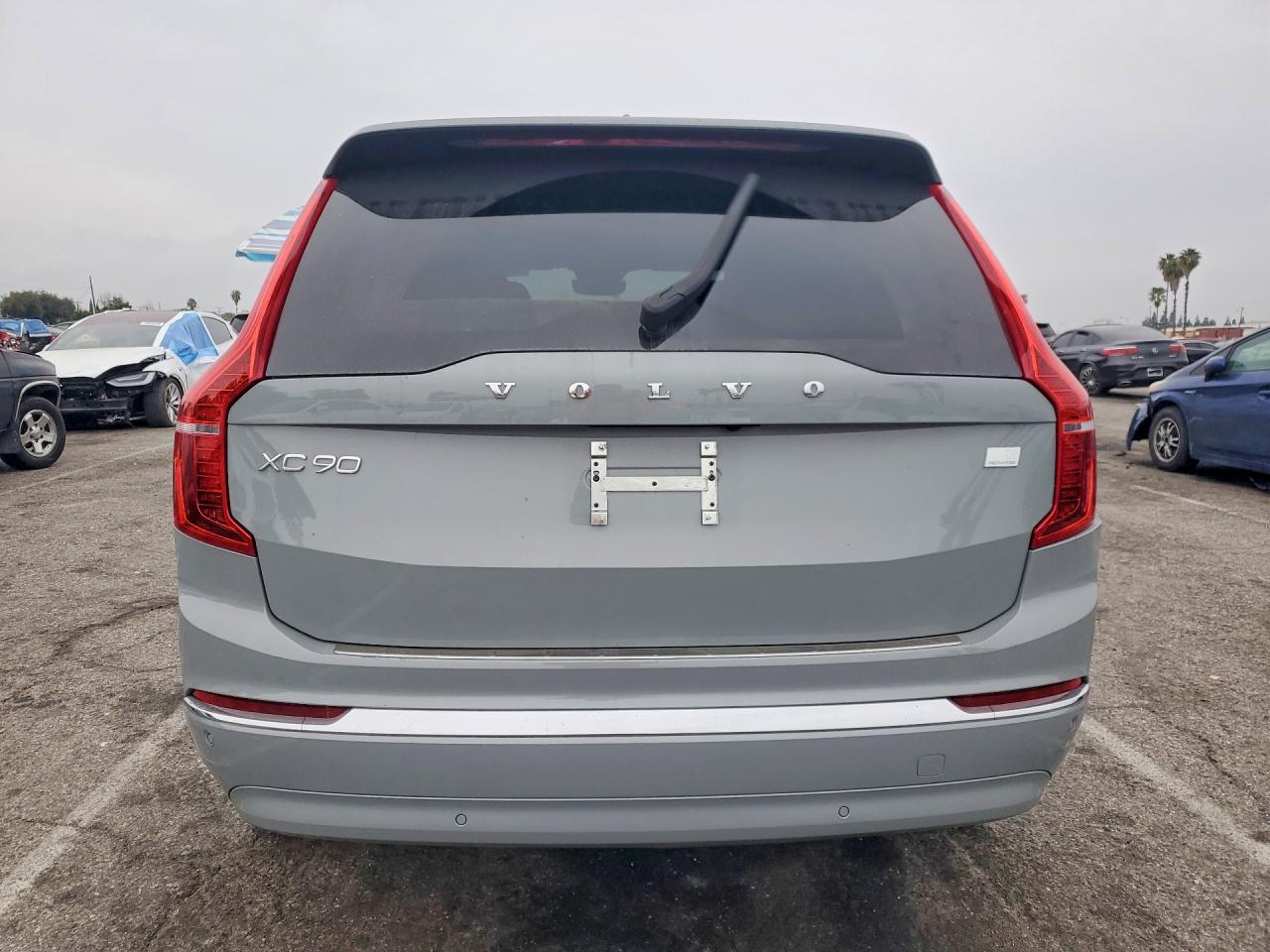 2024 Volvo XC90 VIN YV4H60CFXR1246074 COPART salvage auction — Rear End, CA - SALVAGE CERTIFICATE, sold $35,250 on 2026-07-10 (photo 6)