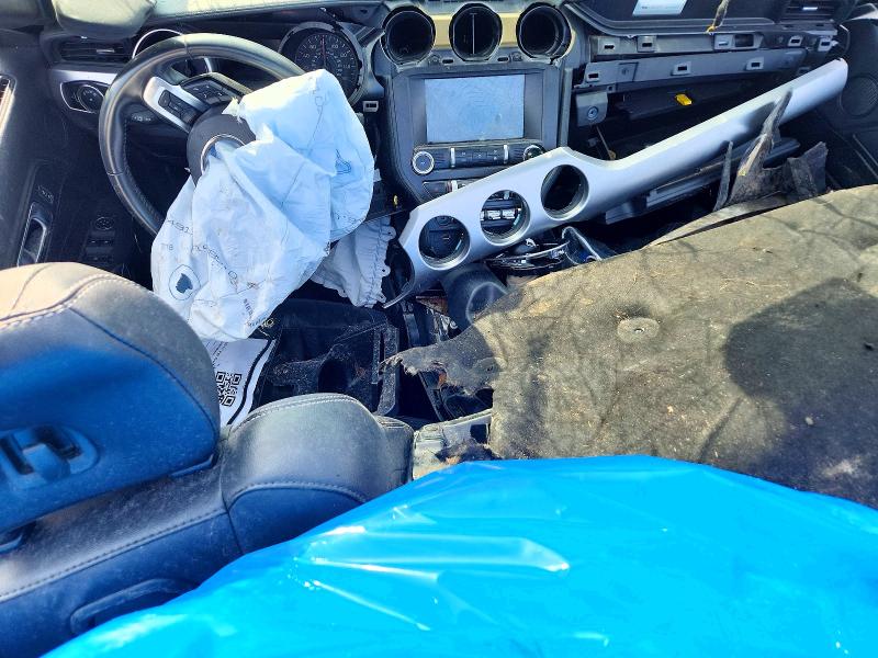 2022 Ford Mustang VIN 1FATP8UH9N5116322 COPART salvage auction — ALL OVER, MI - SCRAP CERTIFICATE OF TITLE, sold $900 on 2026-07-02 (photo 8)