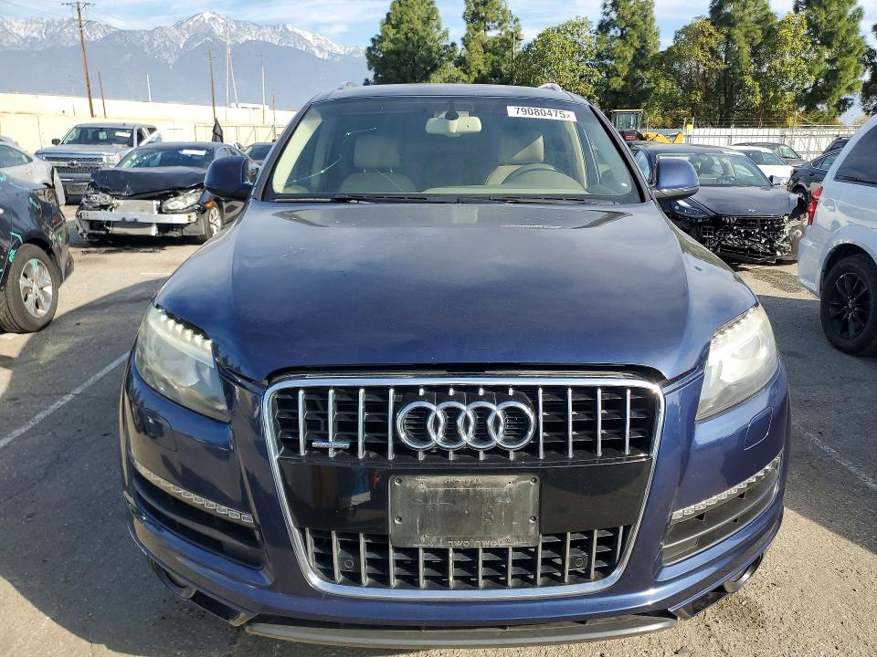 2015 Audi Q7 VIN WA1CGAFE8FD014239 COPART salvage auction — MINOR DENT/SCRATCHES, Ca - Dis/Dlr/Exp Only Clean Title, sold $900 on 2026-07-21 (photo 5)