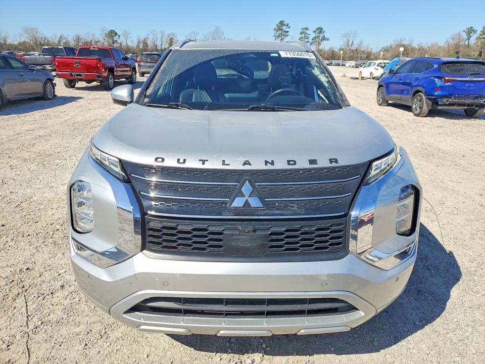 2022 Mitsubishi Outlander VIN JA4J3VA81NZ083948 COPART salvage auction — SIDE, Tx - Salvage Vehicle Title, sold $6,000 on 2026-07-28 (photo 5)