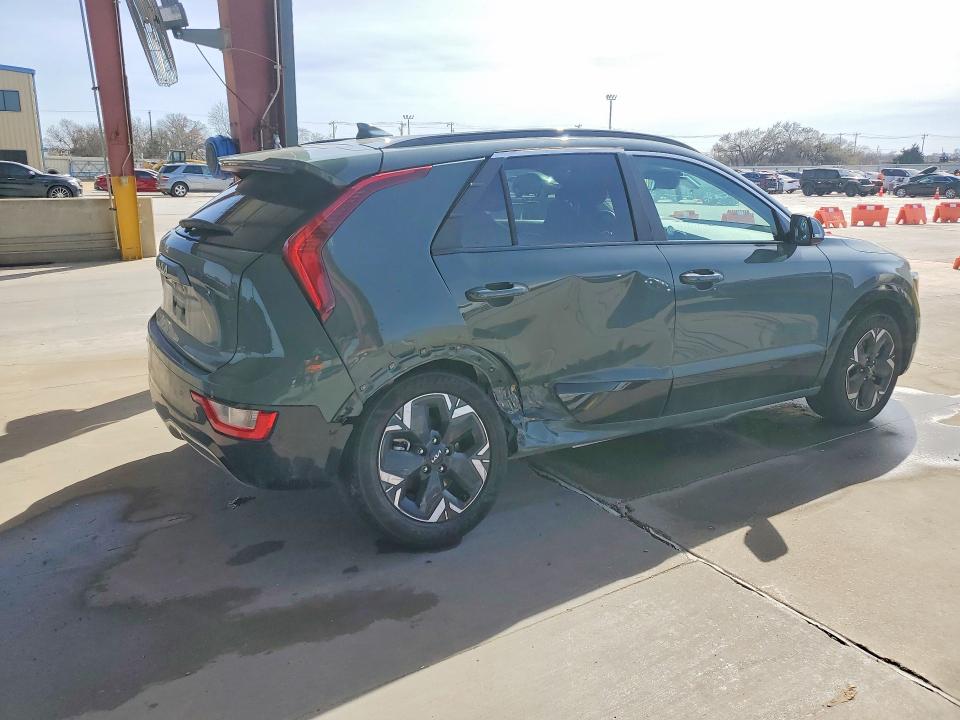 2024 Kia Niro VIN KNDCR3L19R5108383 COPART salvage auction — SIDE, FL - CERT OF TITLE SLVG REBUILDABLE, sold $9,300 on 2026-07-13 (photo 3)