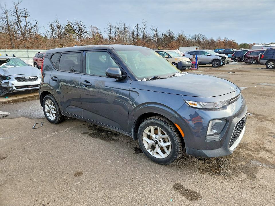 2020 Kia Soul VIN KNDJ23AU8L7721177 COPART salvage auction — VANDALISM, Wi - Cert Of Title-Salvage Vehicle, sold $3,500 on 2026-07-28 (photo 4)