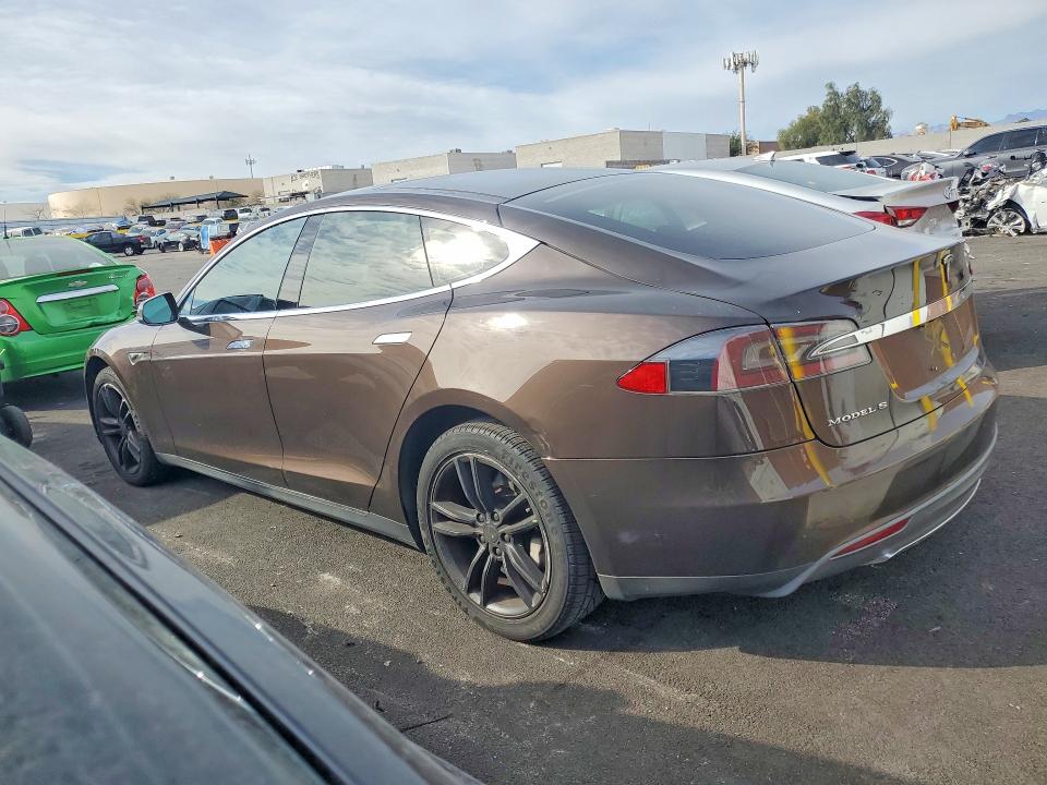 2013 Tesla Model s VIN 5YJSA1CN7DFP04271 COPART salvage auction — MECHANICAL, Other, sold $4,100 on 2026-07-15 (photo 2)