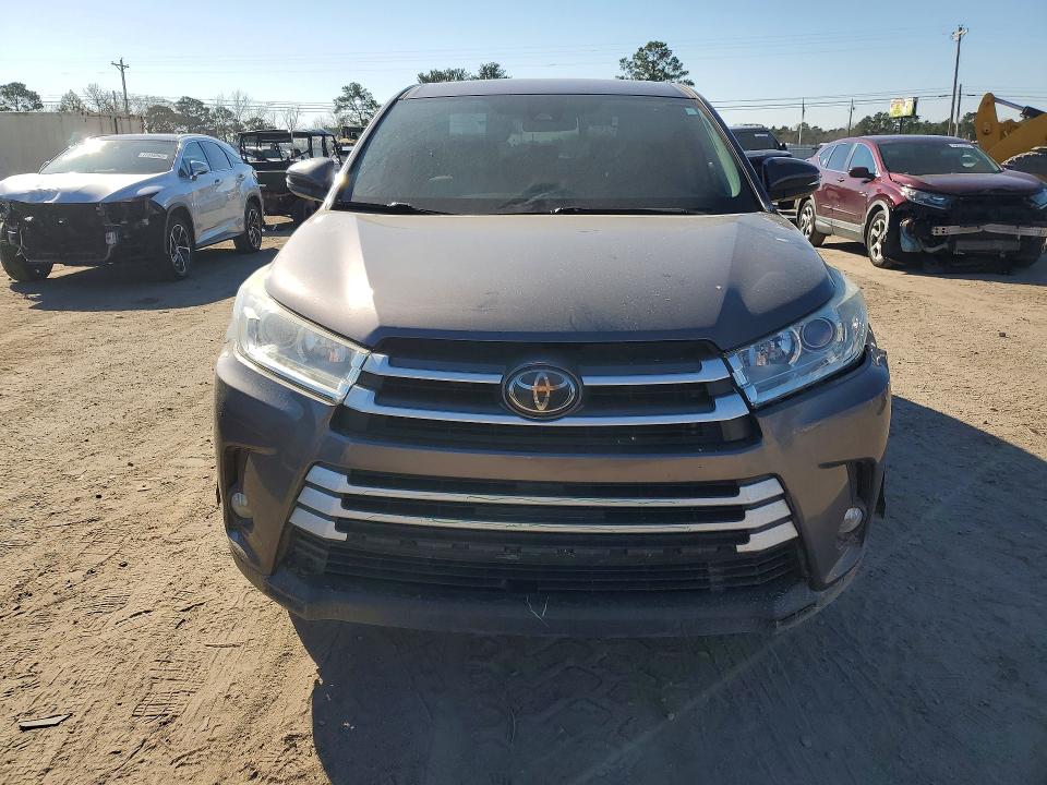 2019 Toyota Highlander VIN 5TDZZRFH1KS308518 COPART salvage auction — REAR END, AL - CERT OF TITLE-SALVAGE TITLE, sold $5,500 on 2026-07-23 (photo 5)