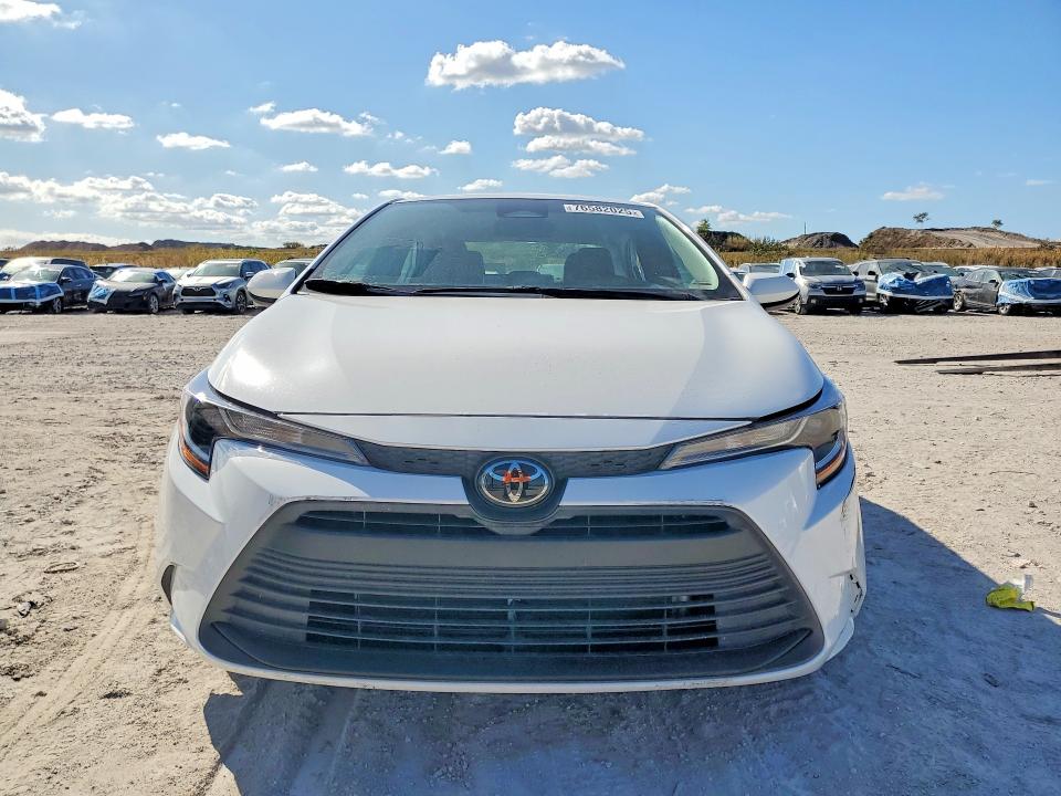 2025 Toyota Corolla VIN 5YFB4MDE8SP245566 COPART salvage auction — REAR END, Salvage Title, sold $7,100 on 2026-07-16 (photo 5)