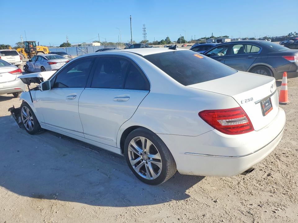 2013 Mercedes-benz C-klasse VIN WDDGF4HB9DR272502 COPART salvage auction — FRONT END, Salvage Title, sold $650 on 2026-08-17 (photo 2)
