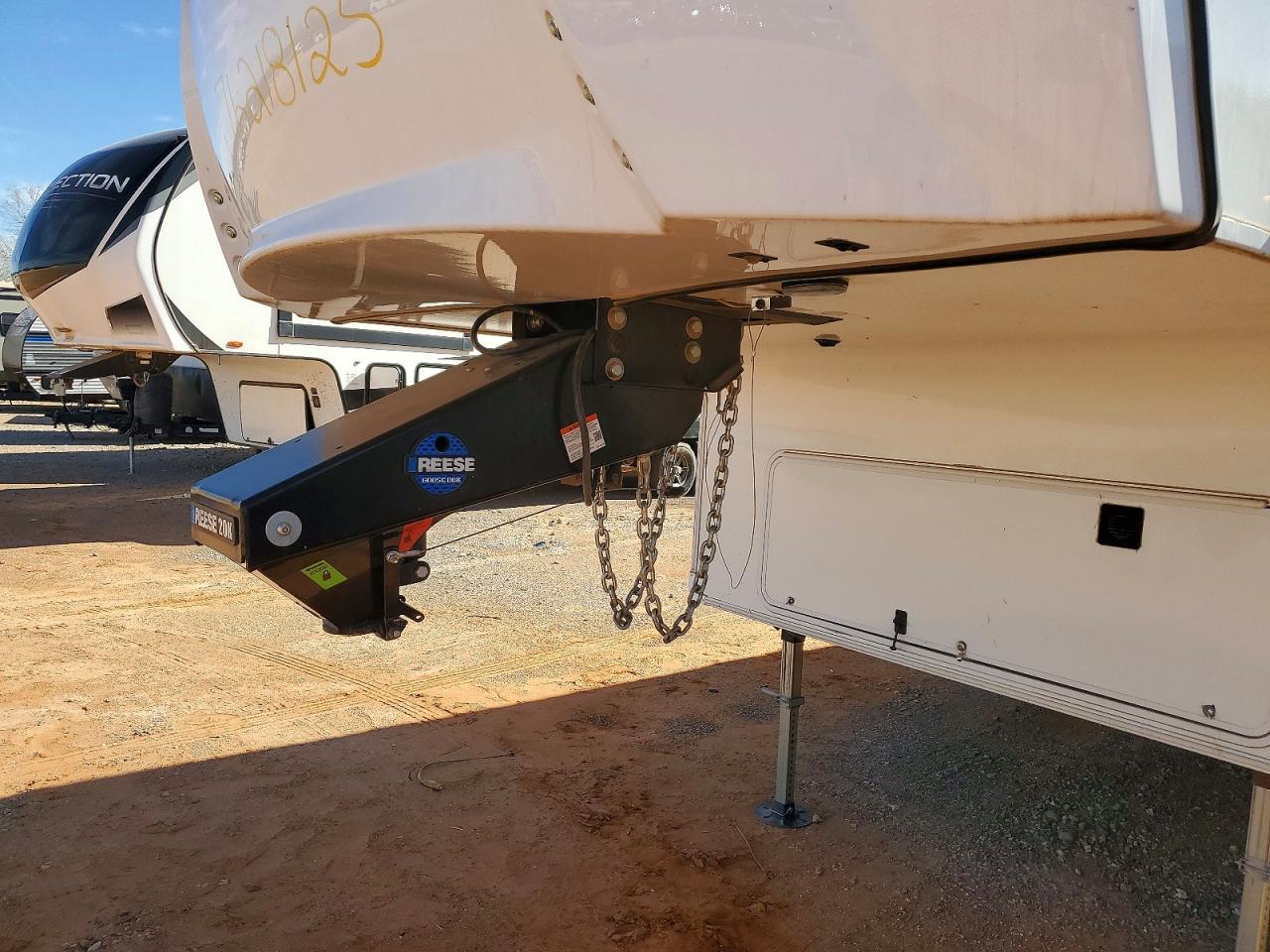 2021 Jayco Rv trailer VIN 1UJCJ0BV1M1WS0195 COPART salvage auction — Vandalized, OK - CERT OF TITLE-SALVAGE, sold $14,700 on 2026-07-07 (photo 8)