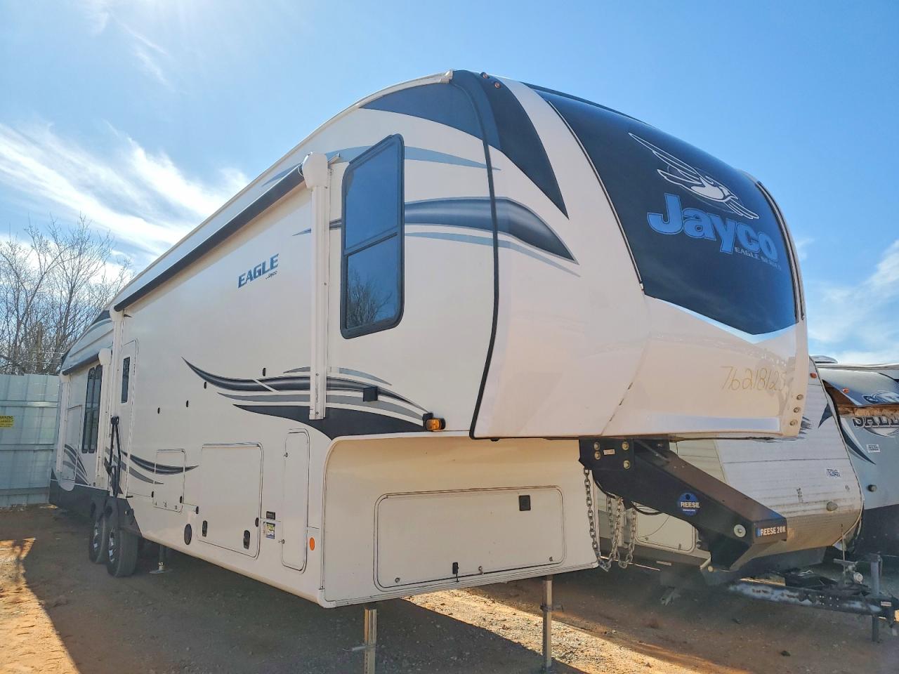 2021 Jayco Rv trailer VIN 1UJCJ0BV1M1WS0195 COPART salvage auction — Vandalized, OK - CERT OF TITLE-SALVAGE, sold $14,700 on 2026-07-07 (photo 1)