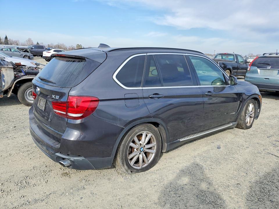 2015 BMW X5 VIN 5UXKR0C56F0K52705 COPART salvage auction — FRONT END, Ca - Dis/Dlr/Exp Only Clean Title, sold $2,750 on 2026-07-09 (photo 3)