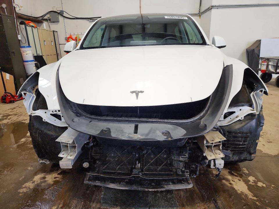 2023 Tesla Model y VIN 7SAYGAEE6PF762837 COPART salvage auction — FRONT END, Salvage Title, sold $12,200 on 2026-07-23 (photo 5)