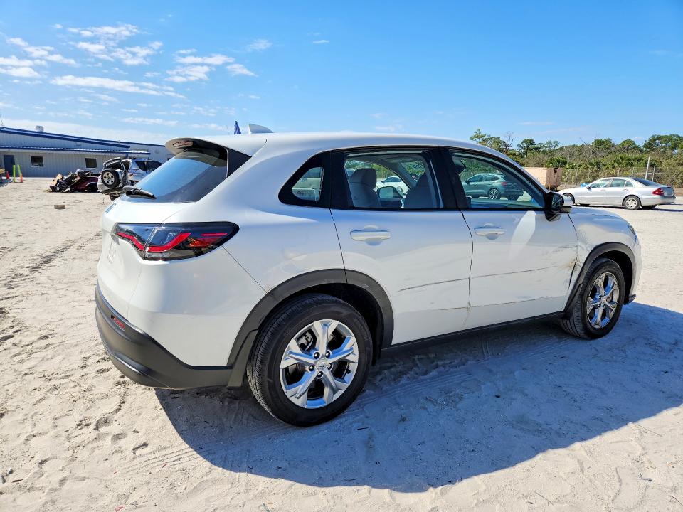 2025 Honda Hr-v VIN 3CZRZ1H33SM710490 COPART salvage auction — FRONT END, Fl - Cert Of Title Slvg Rebuildable, sold $8,200 on 2026-08-19 (photo 3)