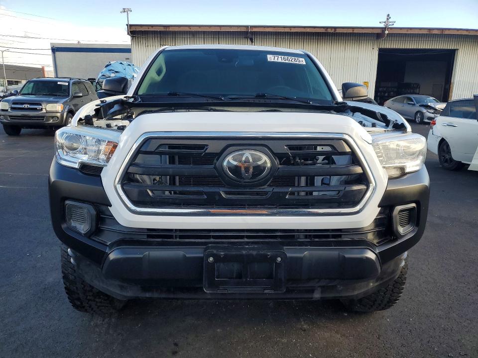 2019 Toyota Tacoma VIN 5TFRX5GN0KX139640 COPART salvage auction — PARTIAL REPAIR, CA - SALVAGE CERTIFICATE, sold $9,000 on 2026-07-29 (photo 5)