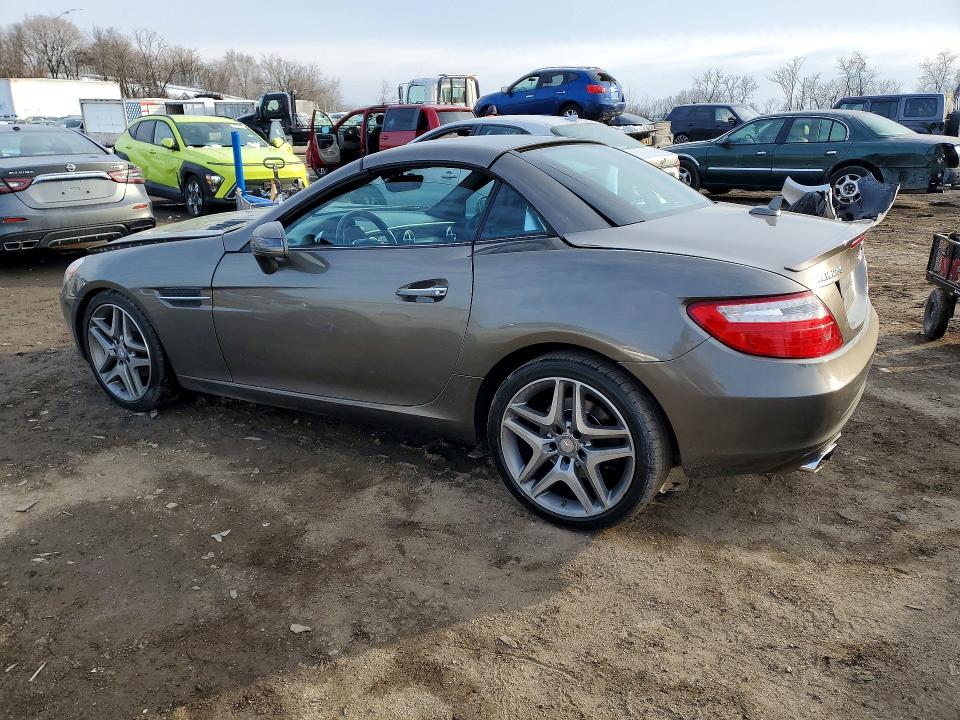2015 Mercedes-benz Slk-klasse VIN WDDPK4HA1FF099811 COPART salvage auction — FRONT END, Md - Cert Of Salvage > 75% Damage, sold $950 on 2026-07-14 (photo 2)