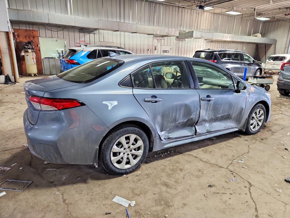 2022 Toyota Corolla VIN JTDEPMAEXNJ200839 COPART salvage auction — SIDE, WI - SALVAGE - MULTIPLE BRANDS, sold $4,250 on 2026-07-27 (photo 3)