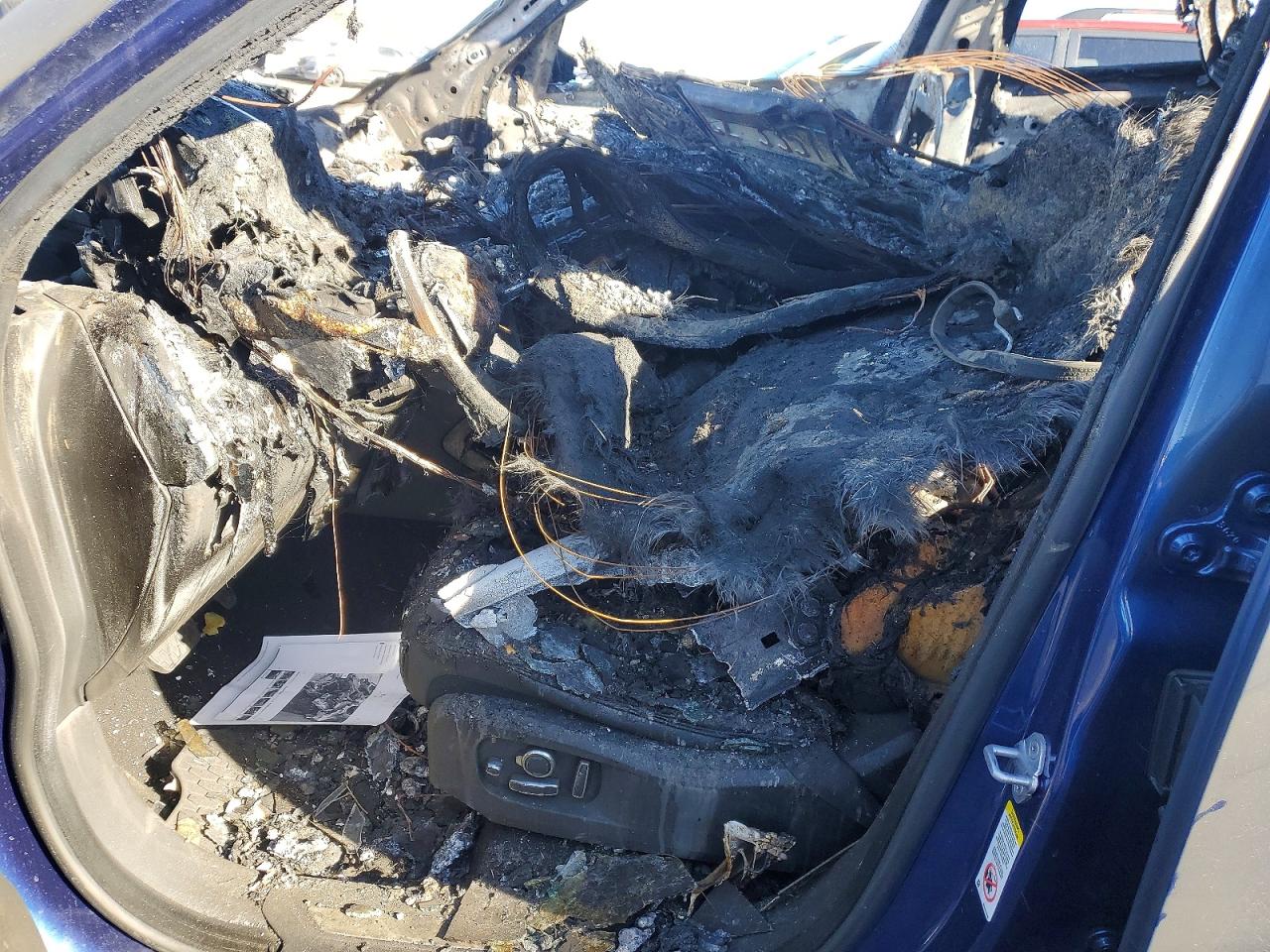 2021 Jaguar F-Pace VIN SADCJ2EX4MA668982 COPART salvage auction — Burn Engine, IL - JUNKING CERT OF A VEHICLE, sold $250 on 2026-07-07 (photo 7)