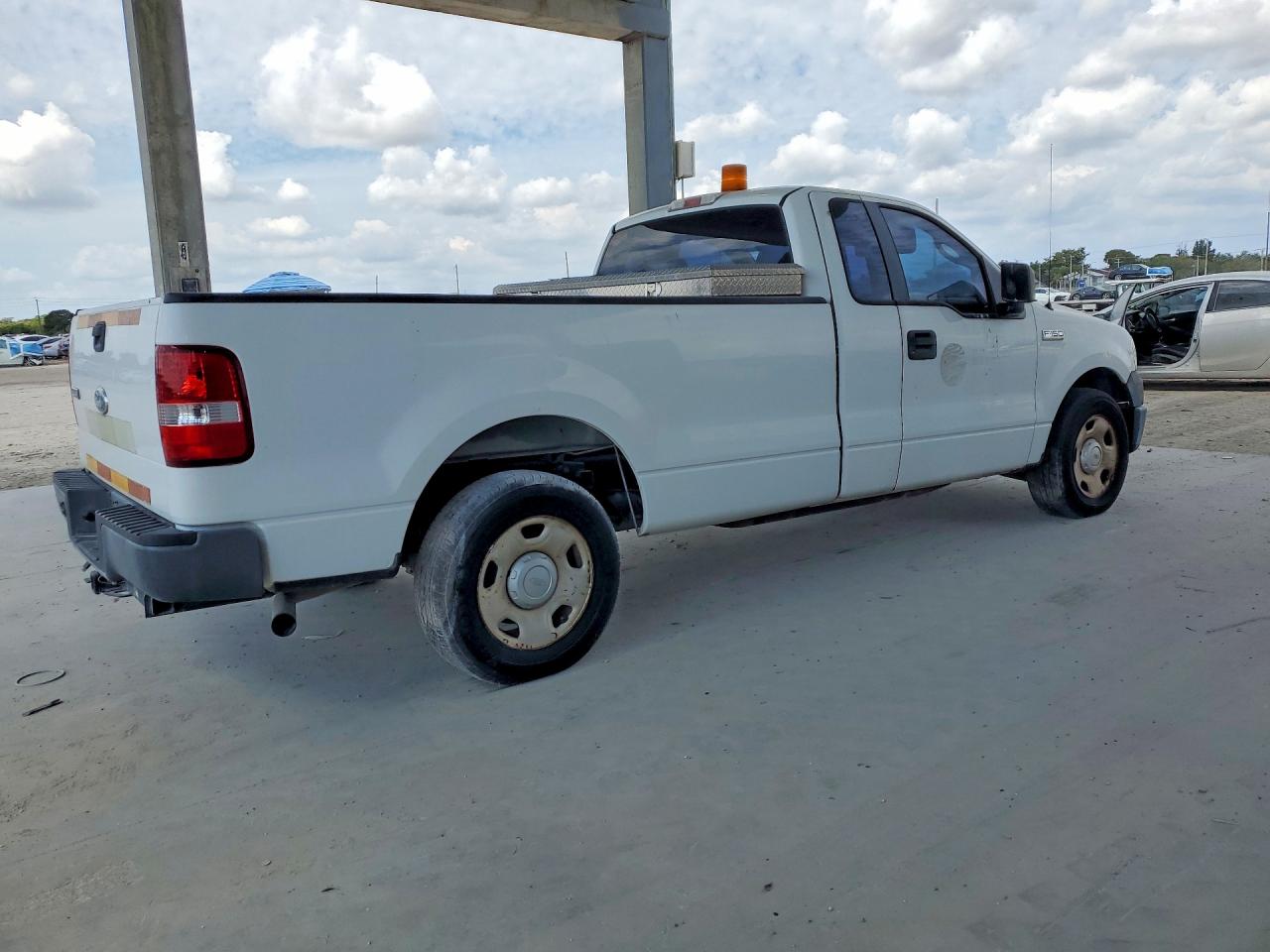 2008 Ford F-150 Lightning VIN 1FTRF12268KC11147 COPART salvage auction — Minor Dent/Scratches, FL - CERTIFICATE OF TITLE, sold $1,150 on 2026-07-02 (photo 3)