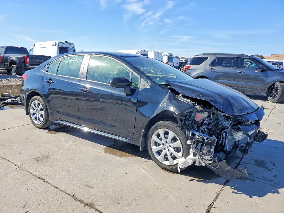 2022 Toyota Corolla VIN JTDEPMAE3NJ201041 COPART salvage auction — FRONT END, Tx - Certificate Of Title, sold $3,950 on 2026-07-02 (photo 4)
