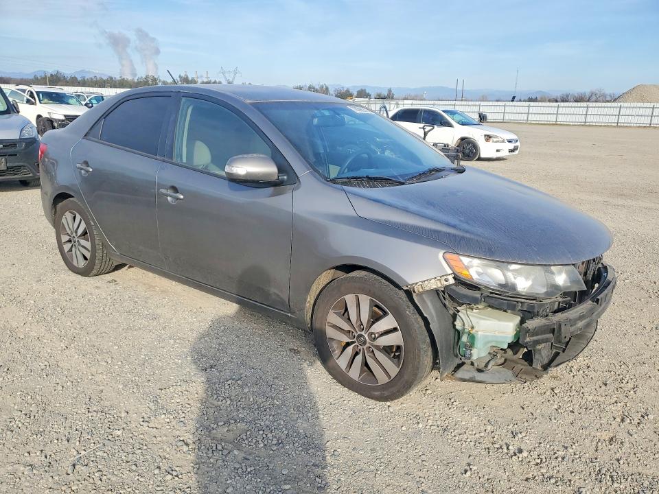 2010 Kia Forte VIN KNAFU4A2XA5162726 COPART salvage auction — FRONT END, Ca - Salvage Certificate, sold $325 on 2026-07-06 (photo 4)