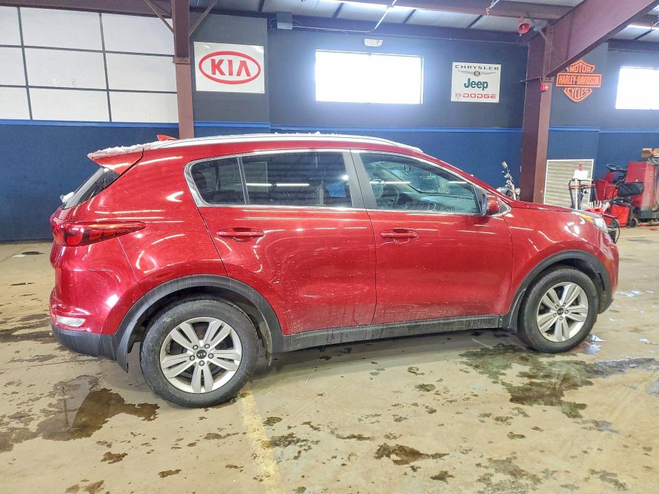2017 Kia Sportage VIN KNDPMCAC9H7271798 COPART salvage auction — MINOR DENT/SCRATCHES, VT - CERTIFICATE OF TITLE, sold $6,500 on 2026-07-31 (photo 3)