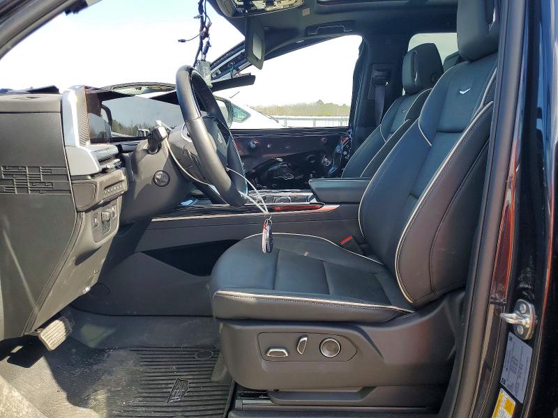 2025 Cadillac Escalade VIN 1GYS9PRL8SR295328 COPART salvage auction — Front End, VA - CERT OF TITLE - SALVAGE, sold $40,250 on 2026-04-08 (photo 7)