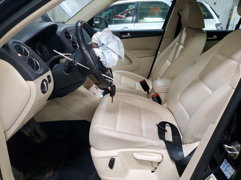 2017 Volkswagen Tiguan VIN WVGAV7AX8HK005128 COPART salvage auction — FRONT END, Il - Salvage Certificate, sold $1,100 on 2026-07-07 (photo 7)