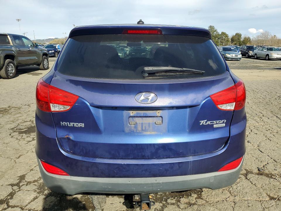 2010 Hyundai Tuson VIN KM8JU3AC0AU016028 COPART salvage auction — MINOR DENT/SCRATCHES, Ca - Salvage Acquisition Billofsale, sold $1,300 on 2026-07-31 (photo 6)